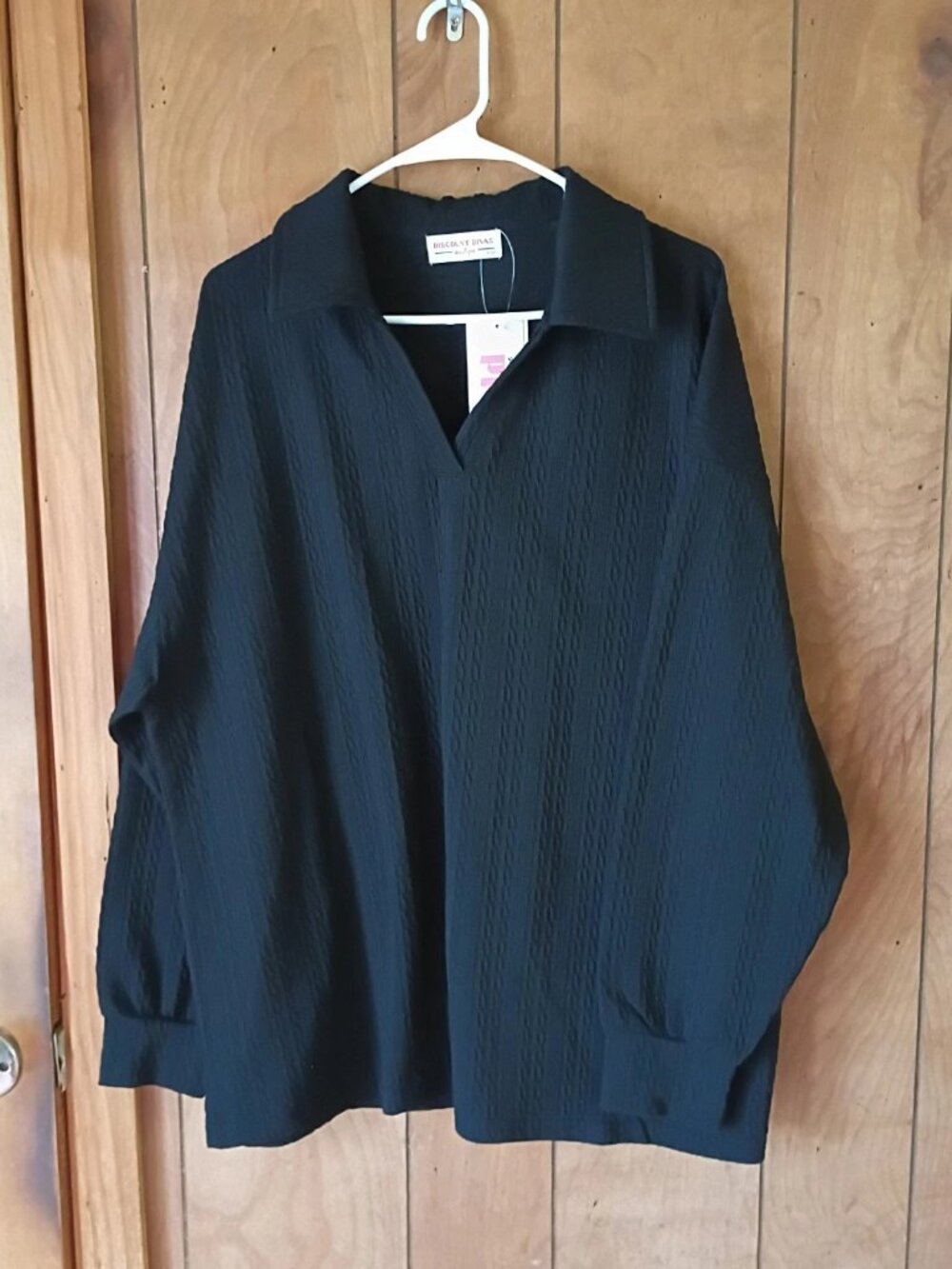 Discount Divas Black Textured Pullover Top NWT Women's Size Large Long Sleeve